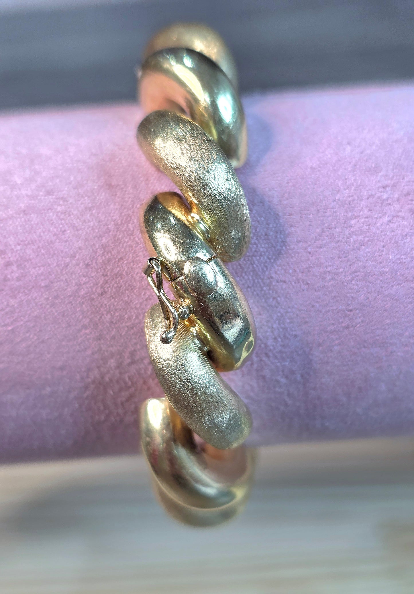 14k Yellow Gold San Marco Textured Bracelet