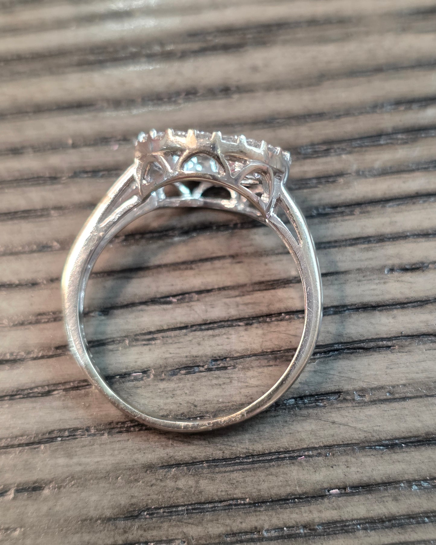 Alwand Vahan 14k White Gold .56ctw Diamond Circle Ring
