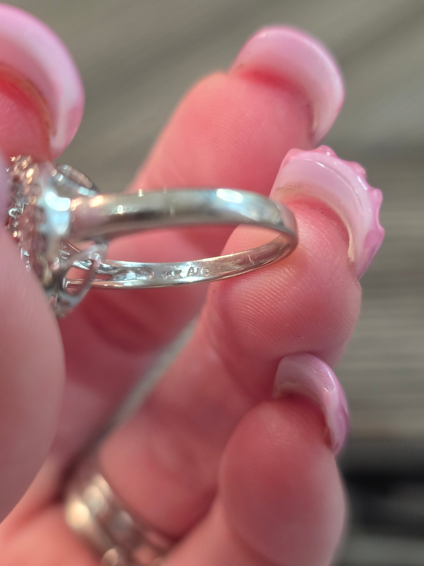 Alwand Vahan 14k White Gold .56ctw Diamond Circle Ring