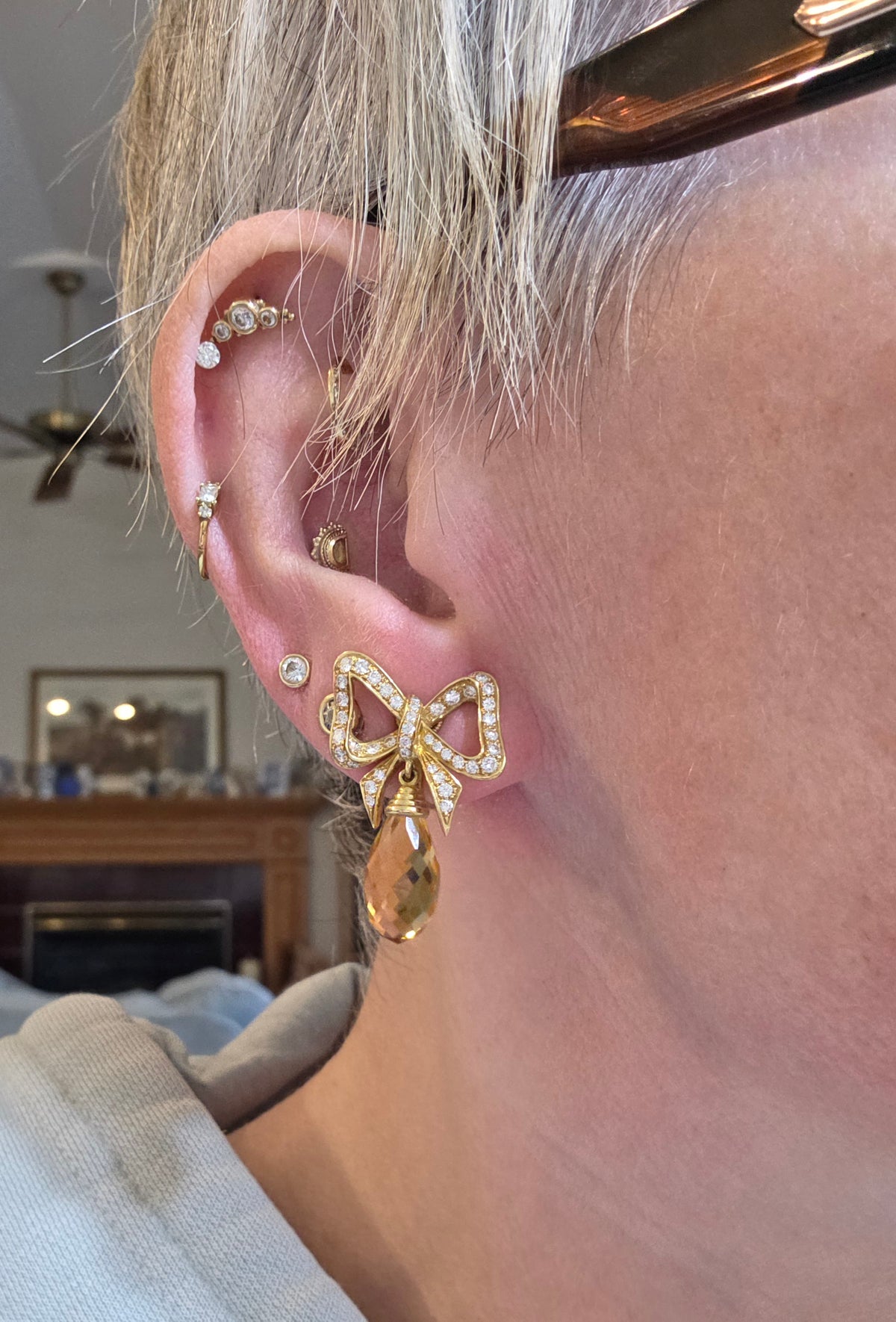 CHIMENTO Vintage 18K Yellow Gold Diamond Citrine Bow Drop Earrings 3189 AL 750