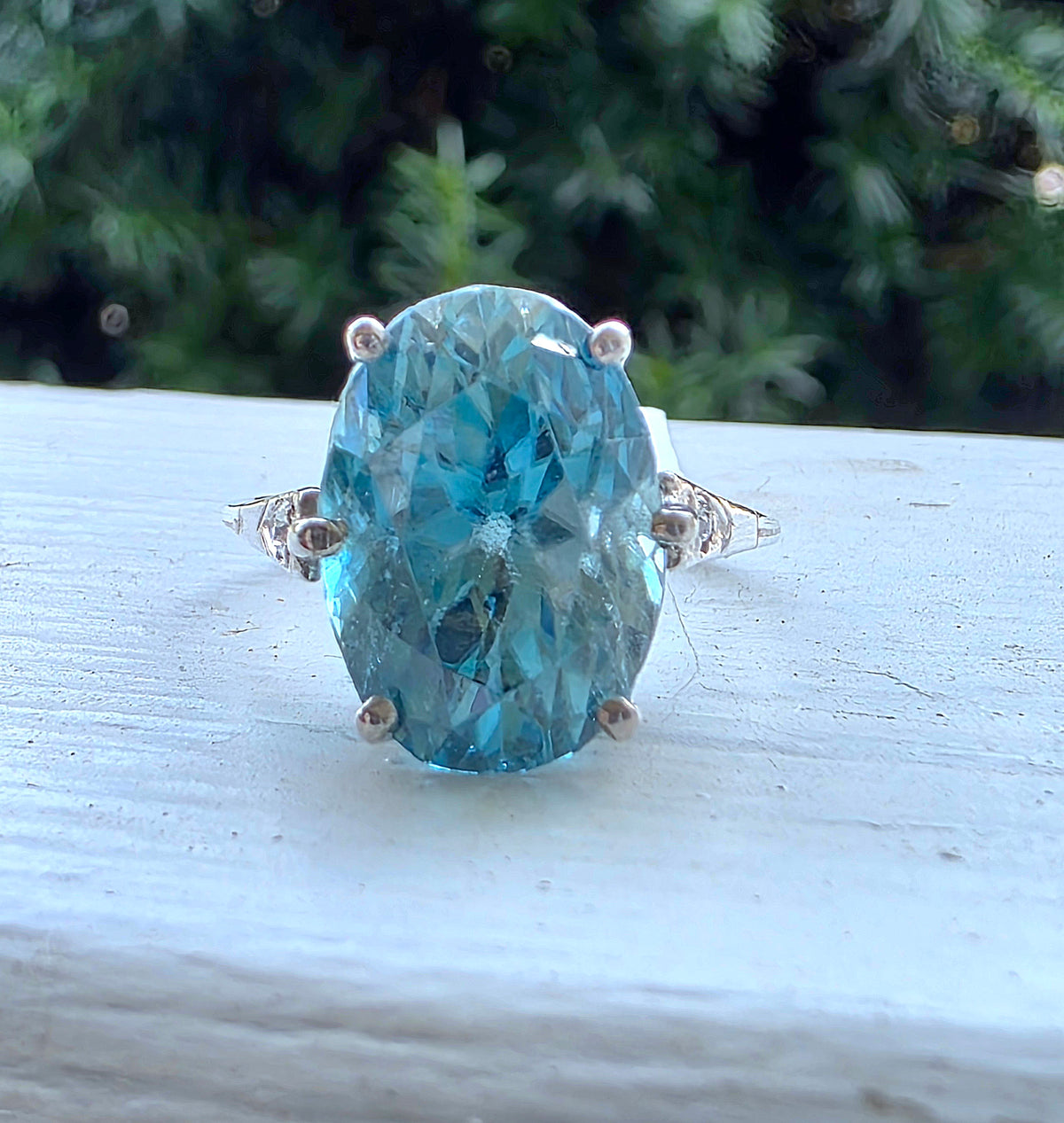Art Deco 18k White Gold Blue Zircon & Diamond Ring