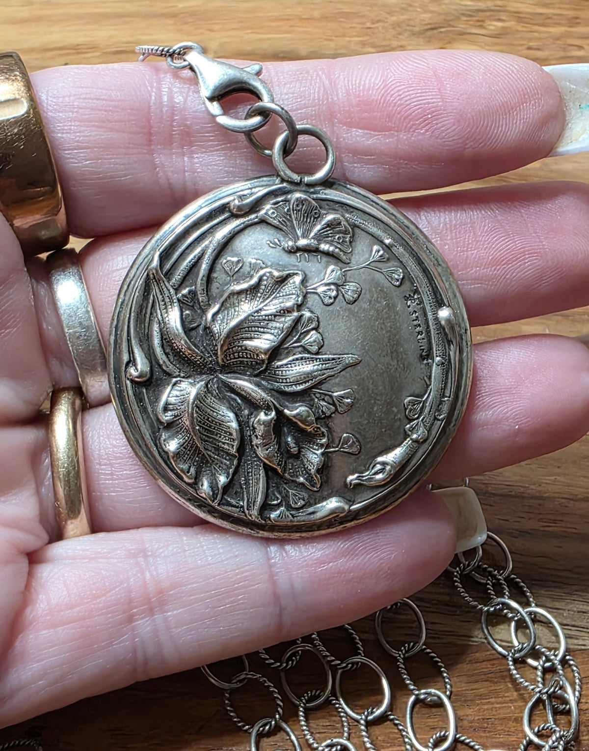 Art Nouveau F.S. Gilbert Sterling Silver Repousse Mirror Pendant Necklace