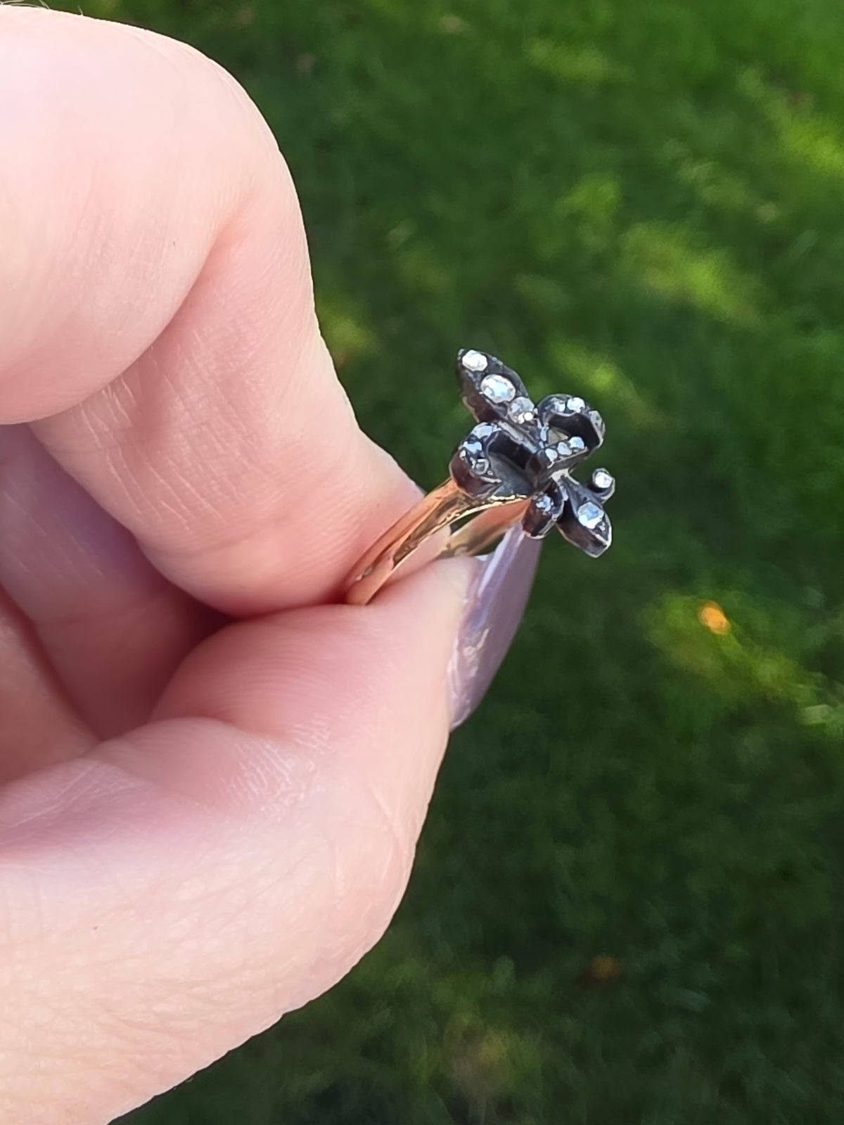 Antique 14K Gold & Silver Fleur-de-Lis Ring with Rose Cut Diamonds, Size 7
