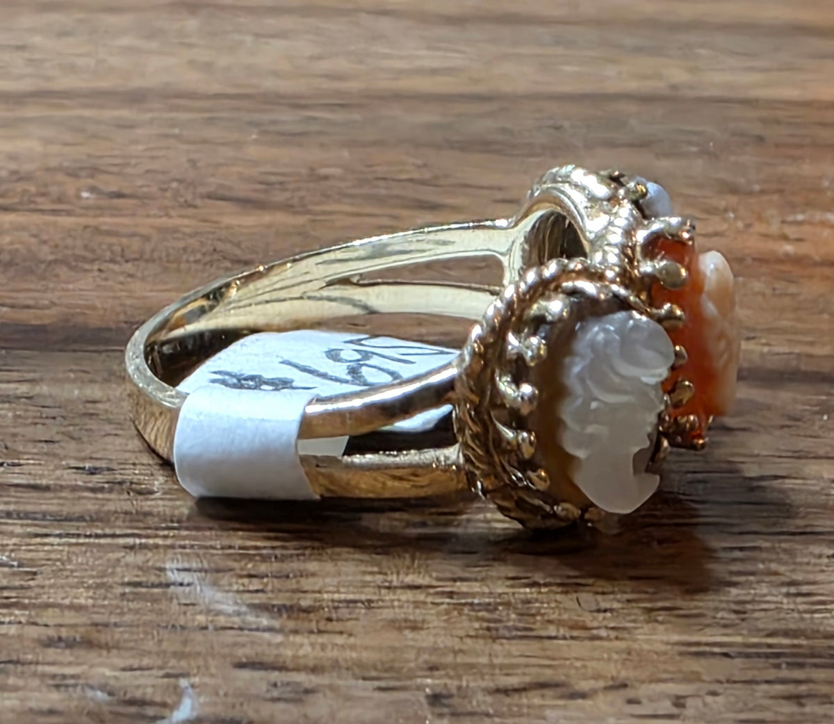 Vintage 14k Yellow Gold Triple Cameo Shell Ring, Size 6.75