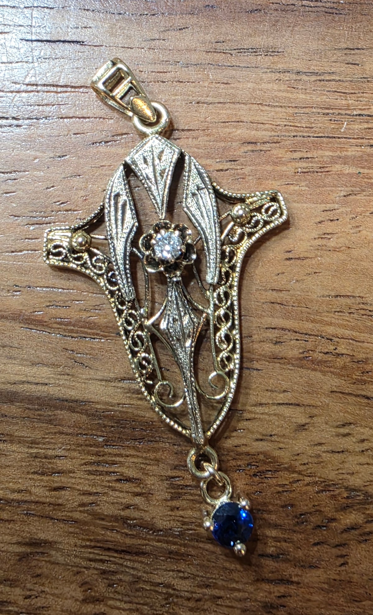 Antique Edwardian 10k Two Tone Gold Filigree Diamond & Sapphire Lavalier Pendant