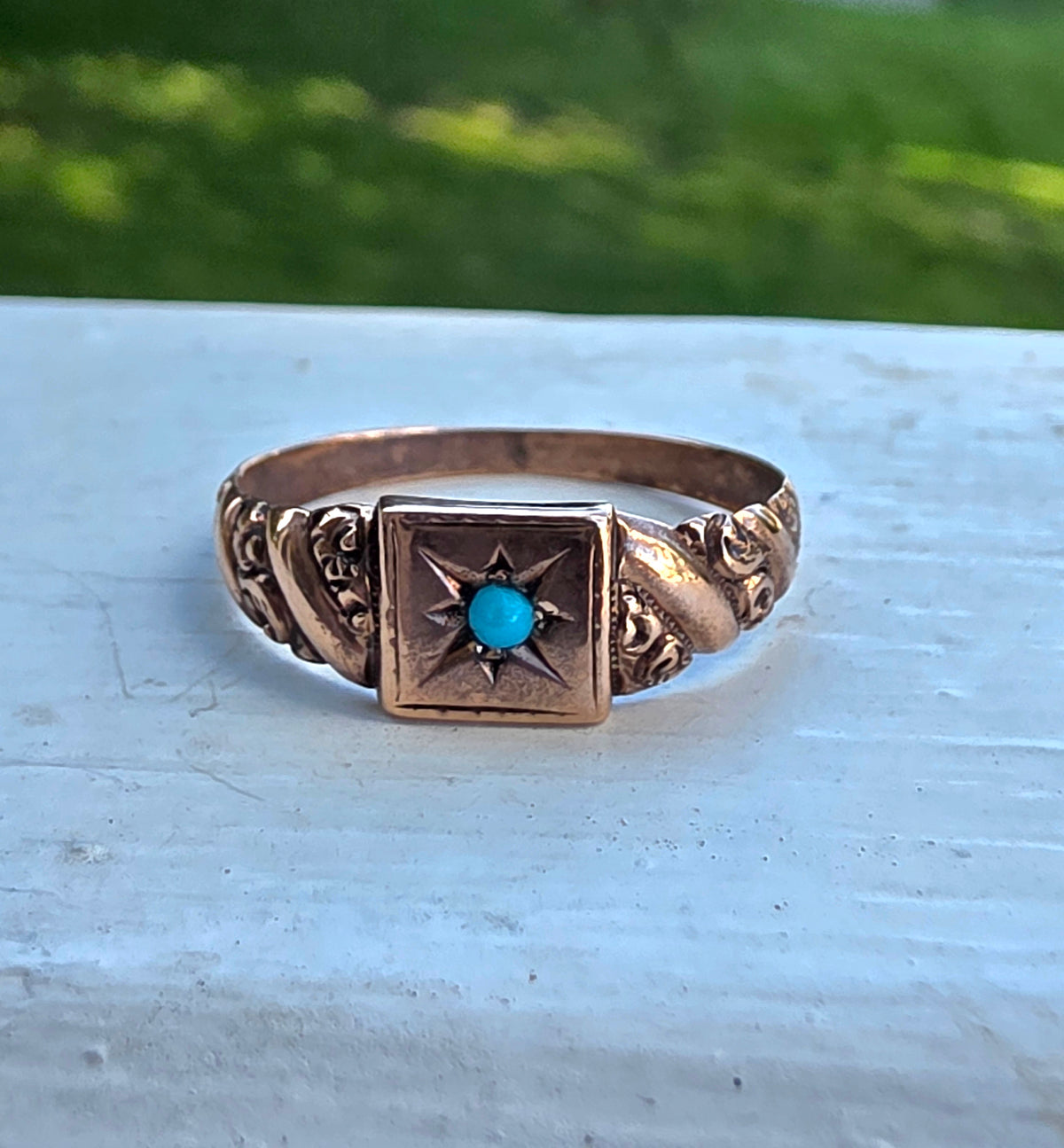 Antique Victorian 10k Rose Gold Embossed Starburst Turquoise Signet Ring