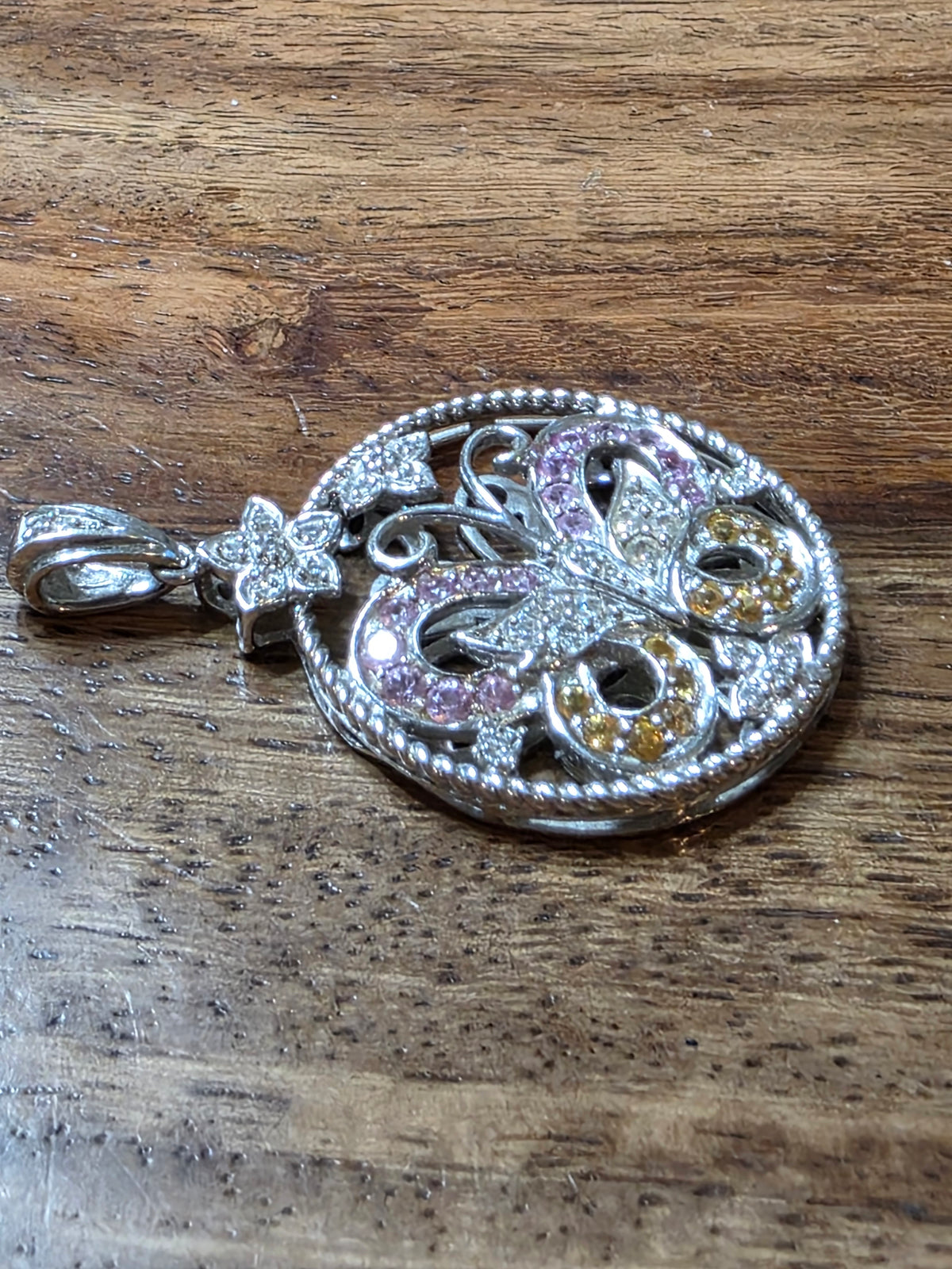 Estate 14k White Gold Butterfly Medallion Pendant