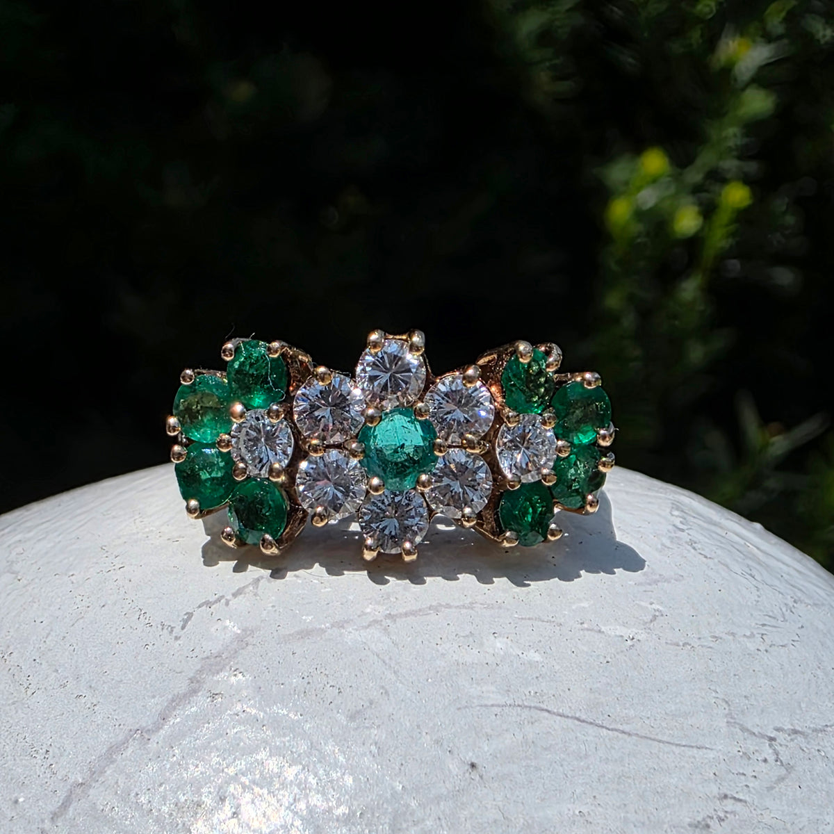 Vintage 14k Yellow And White Gold Emerald & Diamond Flower Ring