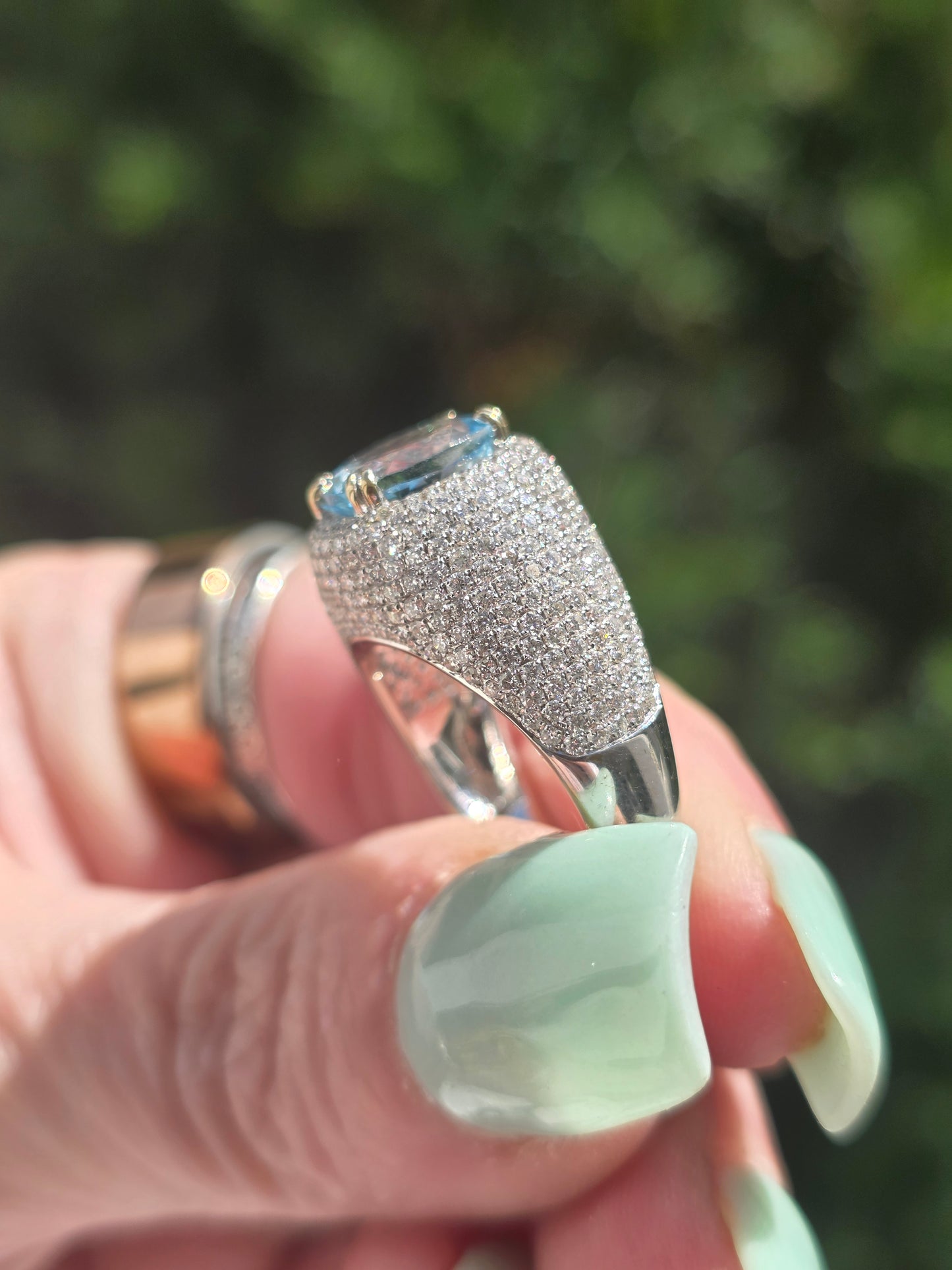 18k Aquamarine & Pave Set Diamond Bombe Ring