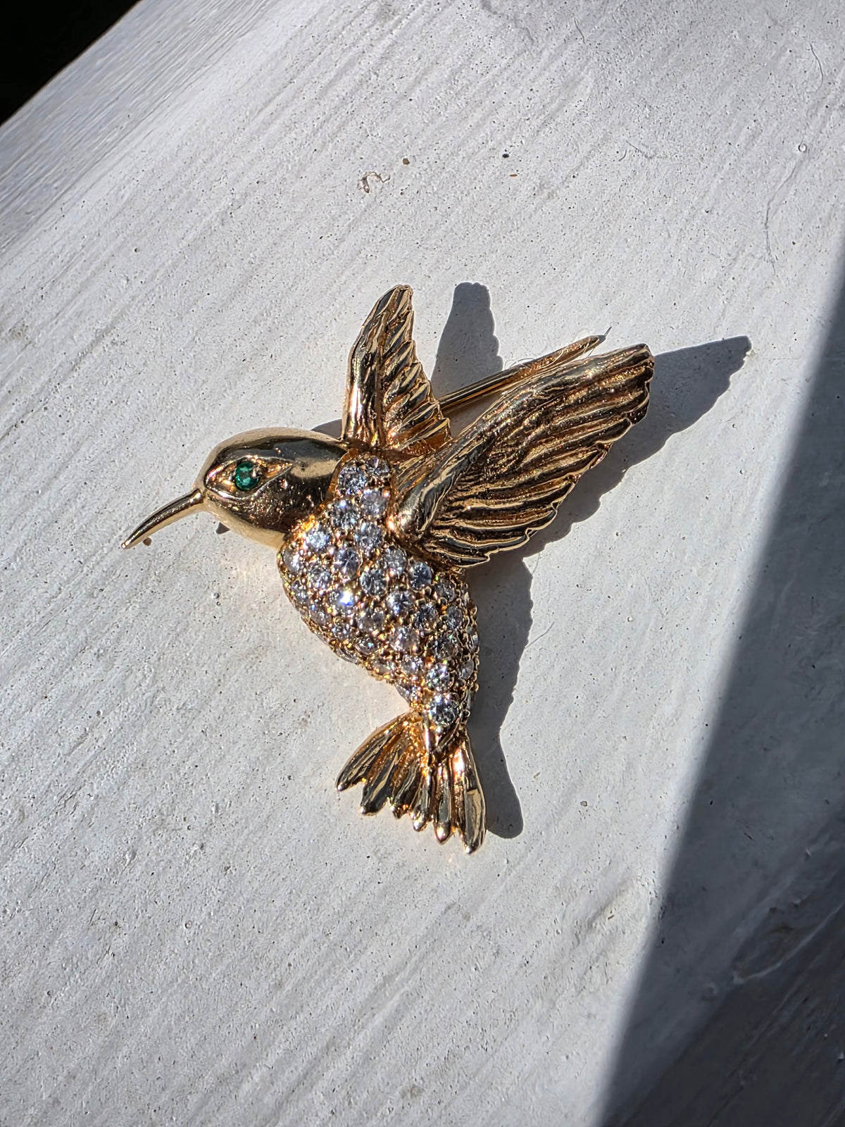 Vintage 14k Yellow Gold, Diamond & Emerald Hummingbird Brooch Pin