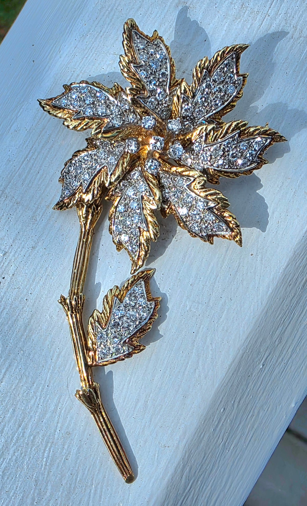 Vintage 1950s 18k Gold & Diamond Articulated Poinsettia Brooch