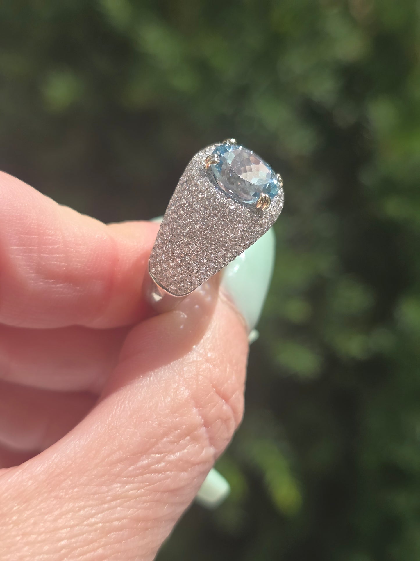 18k Aquamarine & Pave Set Diamond Bombe Ring
