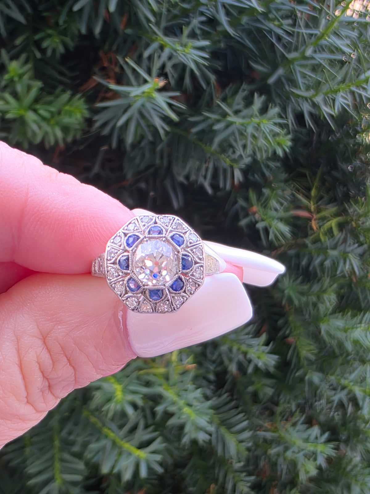 Art Deco Platinum Old Mine Cut Diamond & Sapphire Filigree Ring