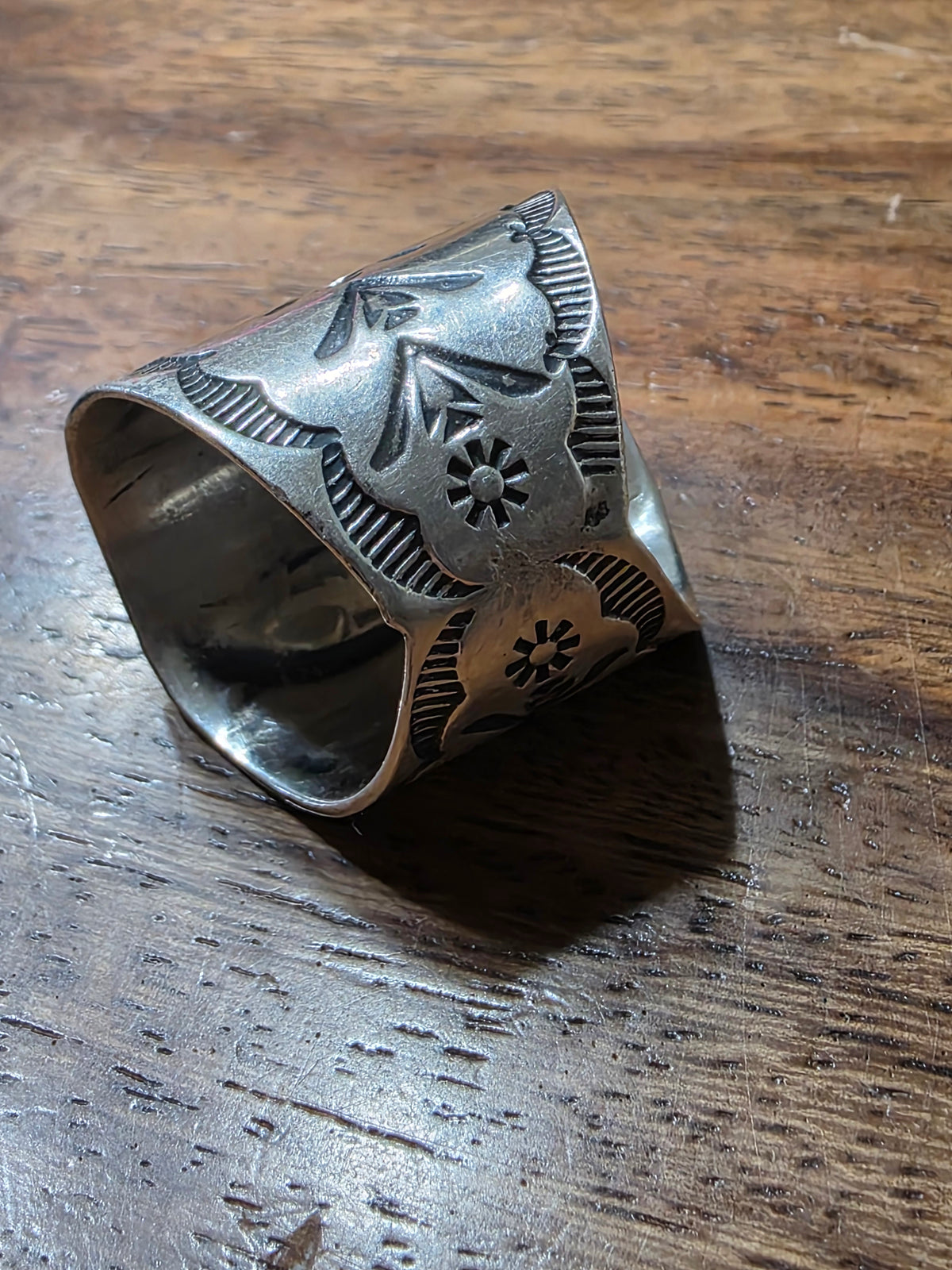 Navajo Sterling Silver Repousse Concho Ring Wide Band Hand Stamped T Or C Yazzie