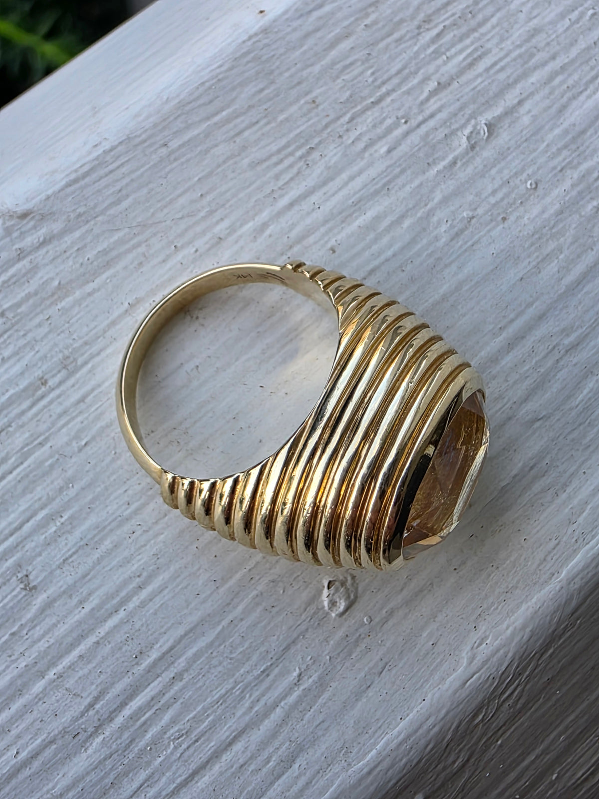 Auroro 14k Yellow Gold Moonstone Ribbed Cocktail Ring 19.2g Heavy Chunky Dome
