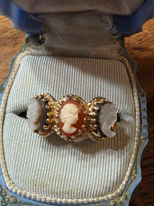 Vintage 14k Yellow Gold Triple Cameo Shell Ring, Size 6.75