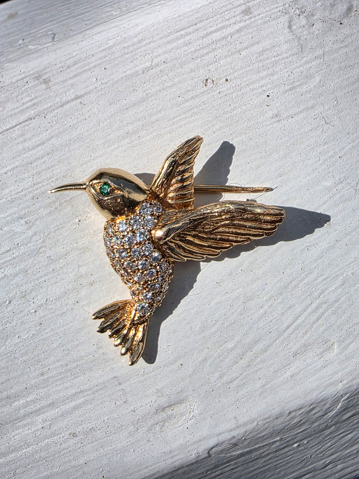 Vintage 14k Yellow Gold, Diamond & Emerald Hummingbird Brooch Pin