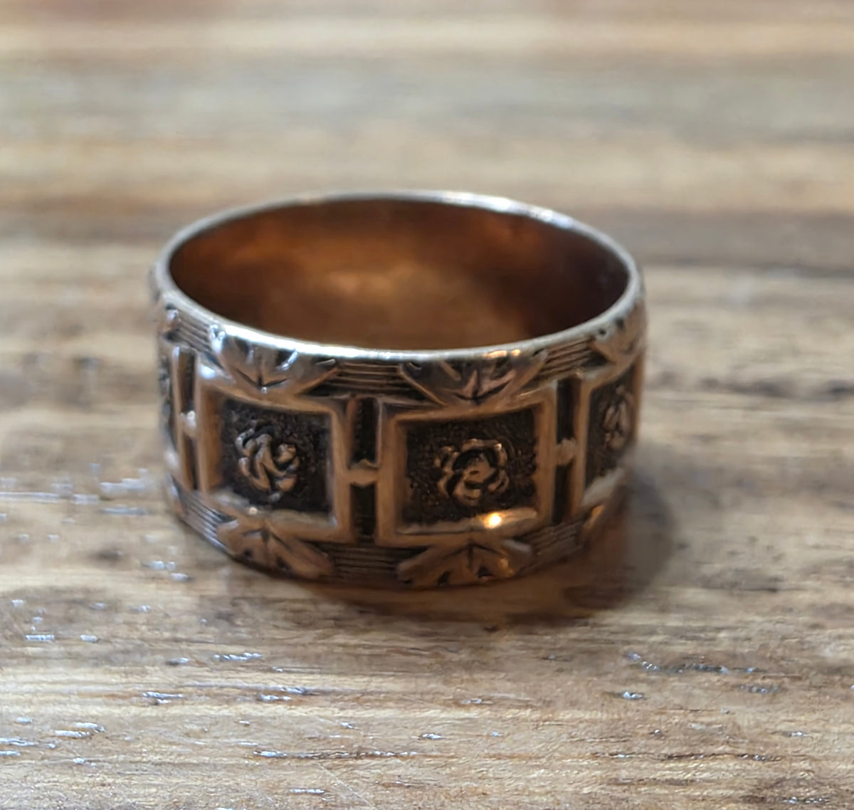 Antique Victorian Gold-Filled Paneled Cigar Band Ring with Rose Botanical Motif