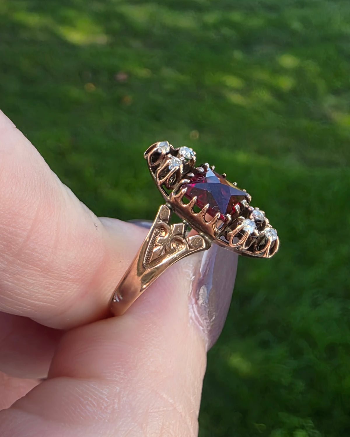 Antique Victorian 8K Gold Bohemian Garnet Rose Cut Diamond Ring, Size 7