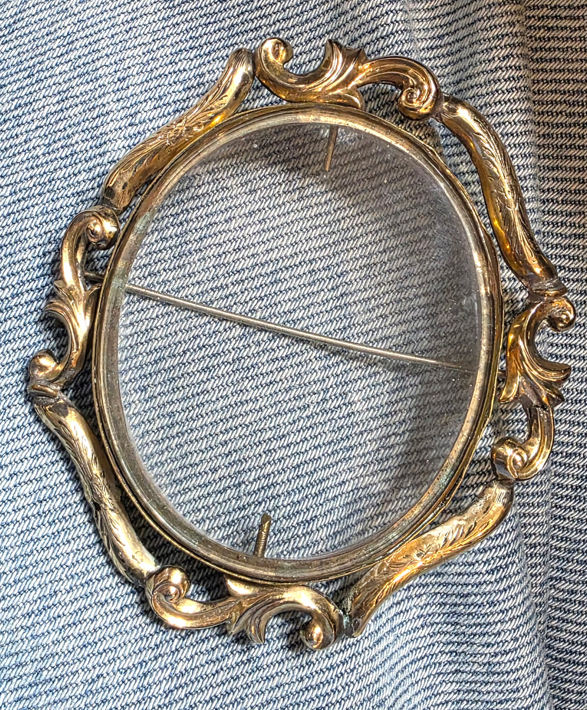Antique Victorian Gold-Filled Swivel Locket Brooch Frame c. 1880s