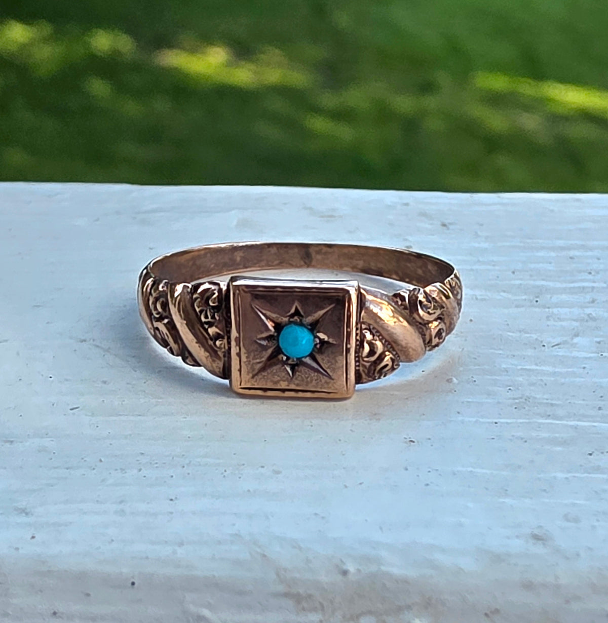 Antique Victorian 10k Rose Gold Embossed Starburst Turquoise Signet Ring