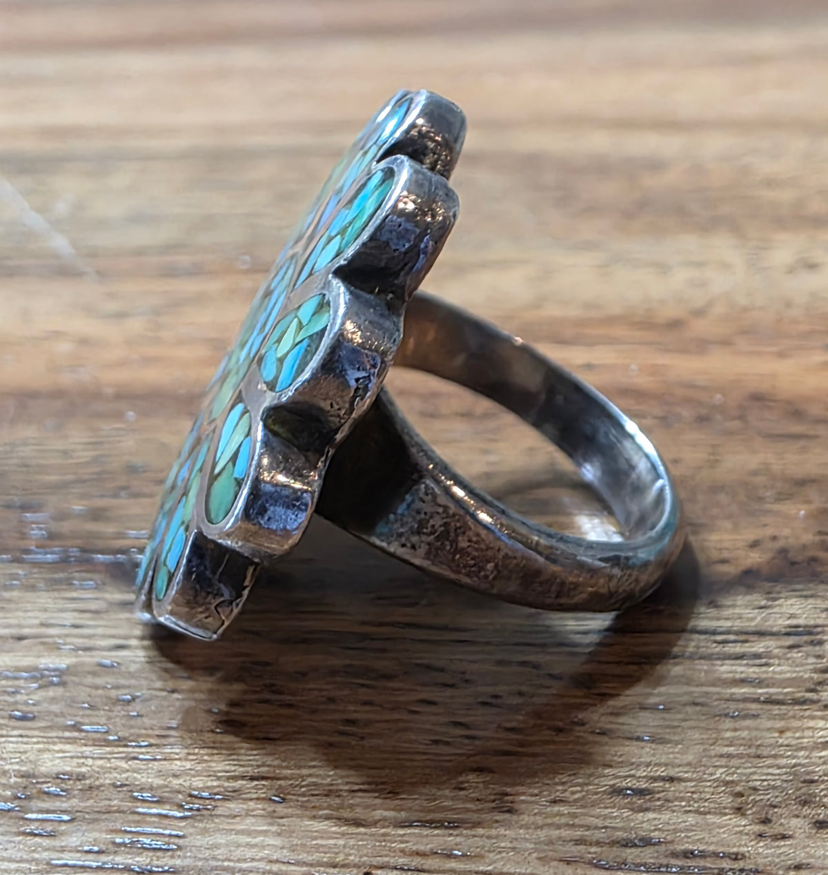 Old Pawn Zuni Sterling Silver & Crushed Turquoise Inlay Flower Ring