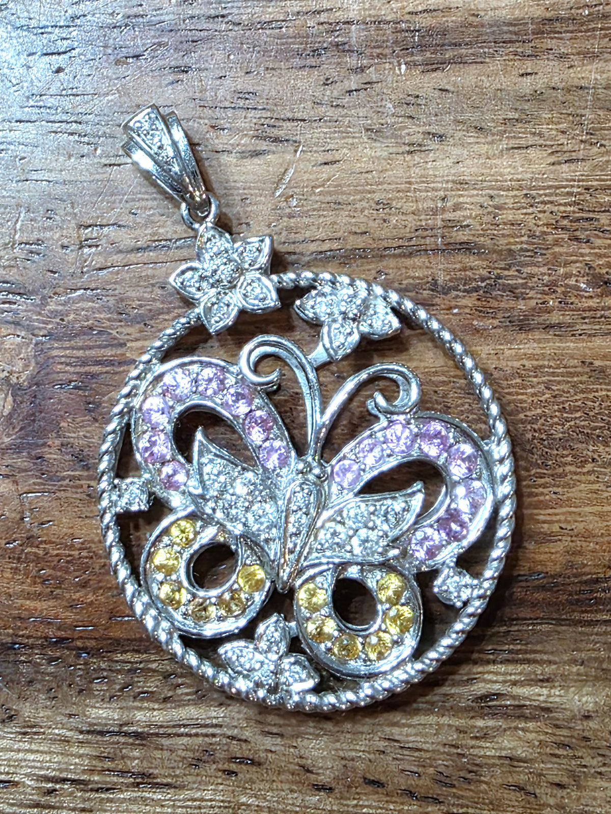 Estate 14k White Gold Butterfly Medallion Pendant