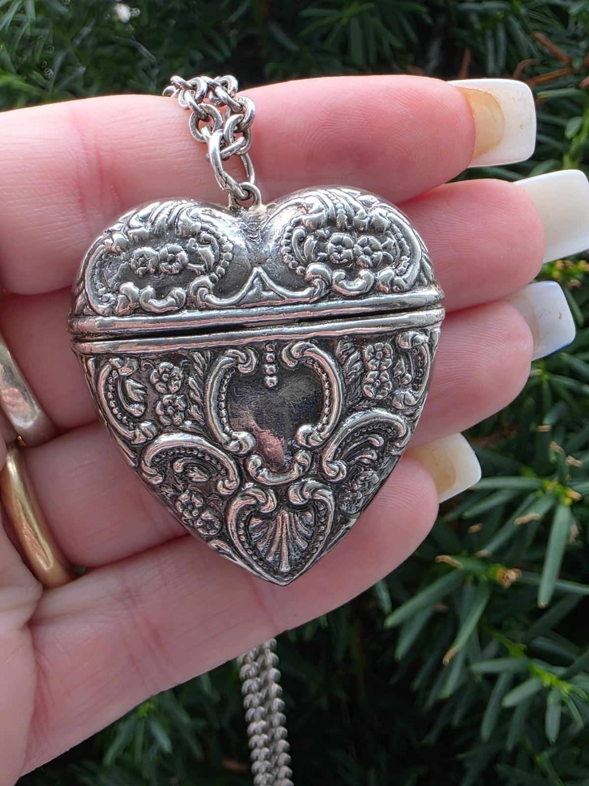 Antique Sterling Silver Repousse Heart Vesta Pendant Necklace