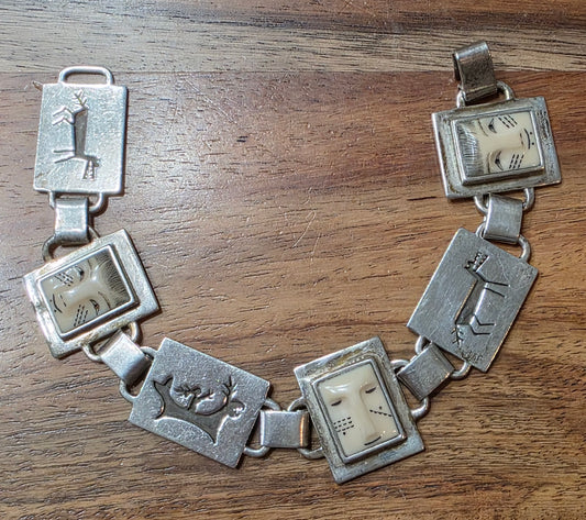 Native American Inuit Denise Wallace Limited Edition Killer Whale Wolf Bracelet Sterling Silver
