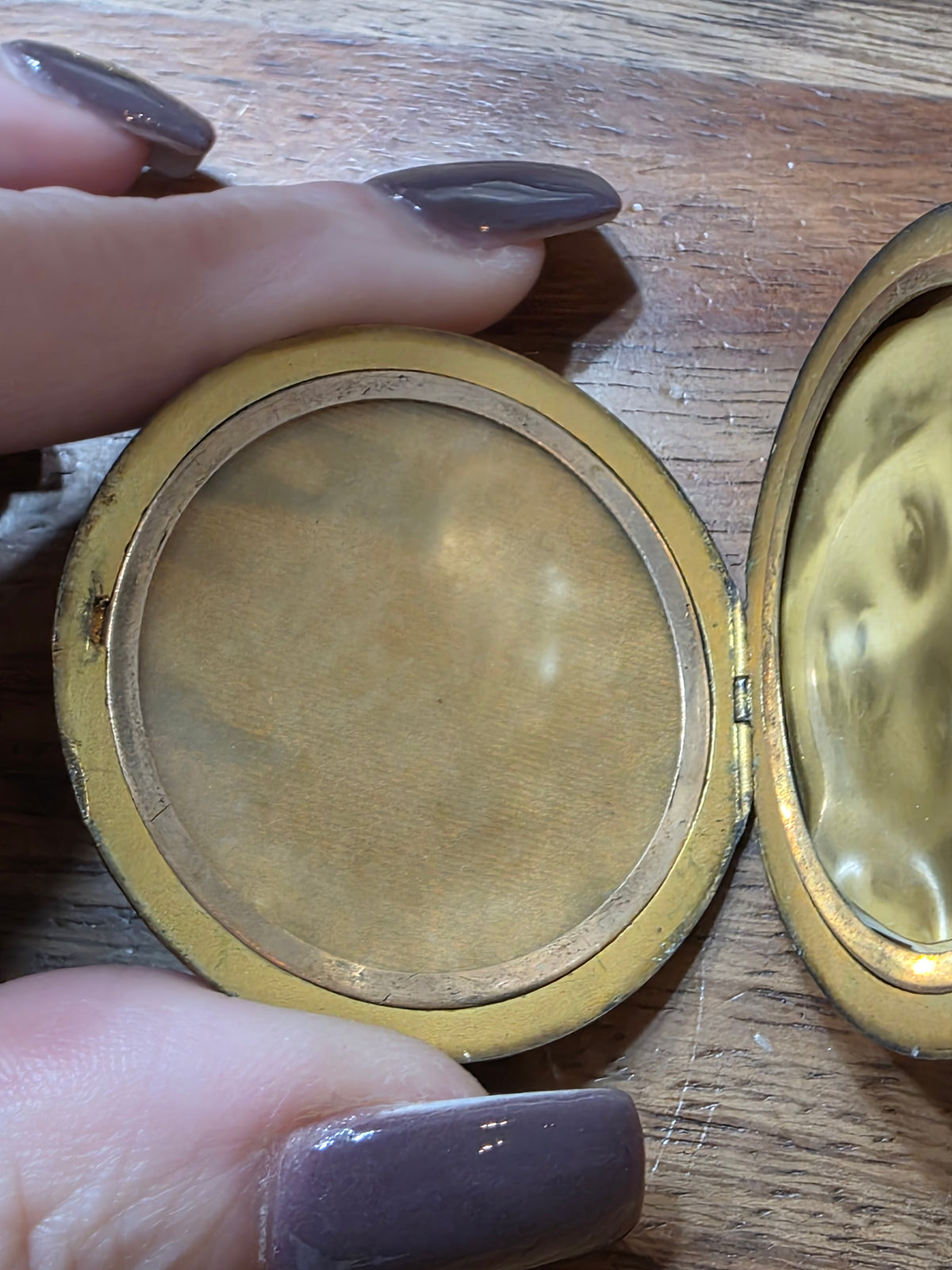 Antique Art NouveauGold Filled Large Round Locket Pendant Necklace Early 1900s