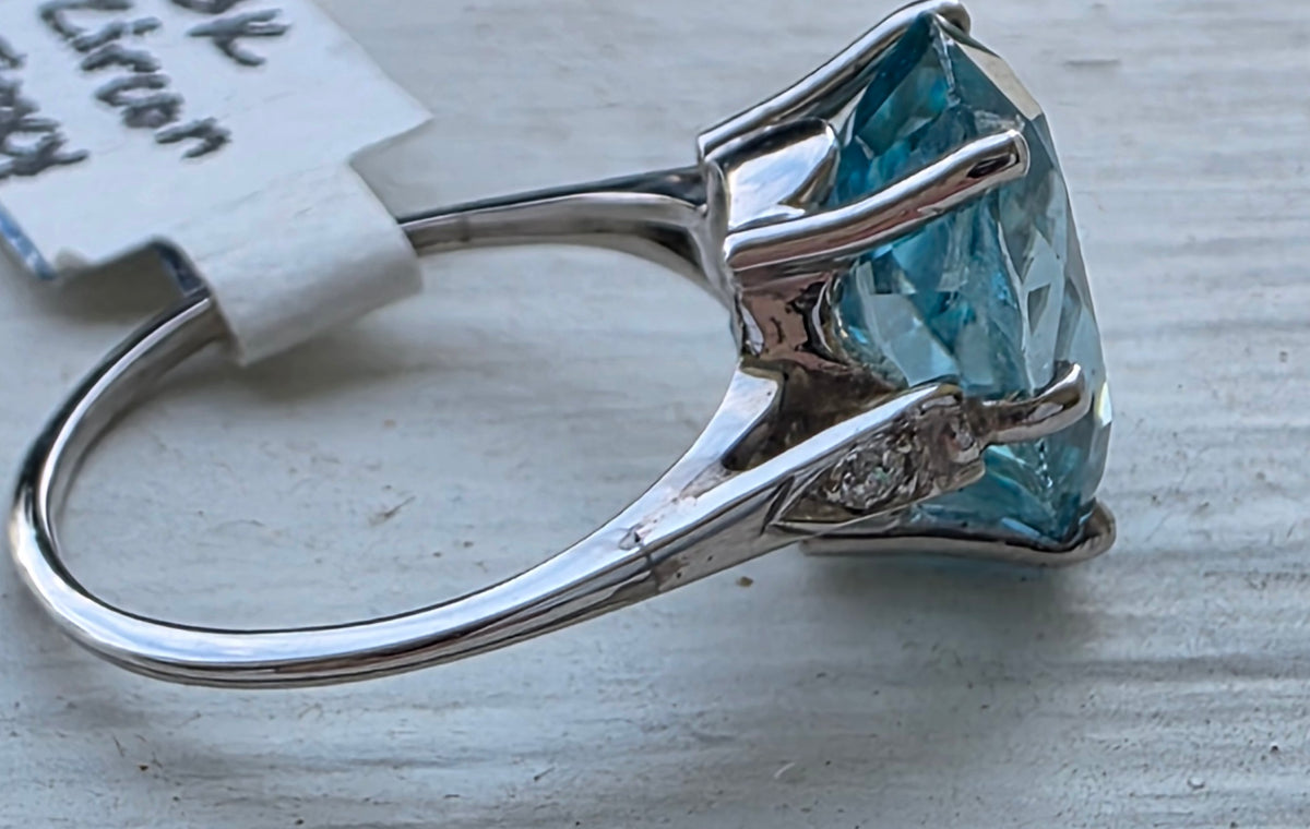 Art Deco 18k White Gold Blue Zircon & Diamond Ring