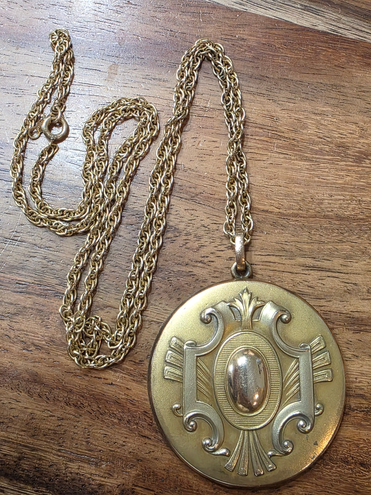 Antique Art NouveauGold Filled Large Round Locket Pendant Necklace Early 1900s
