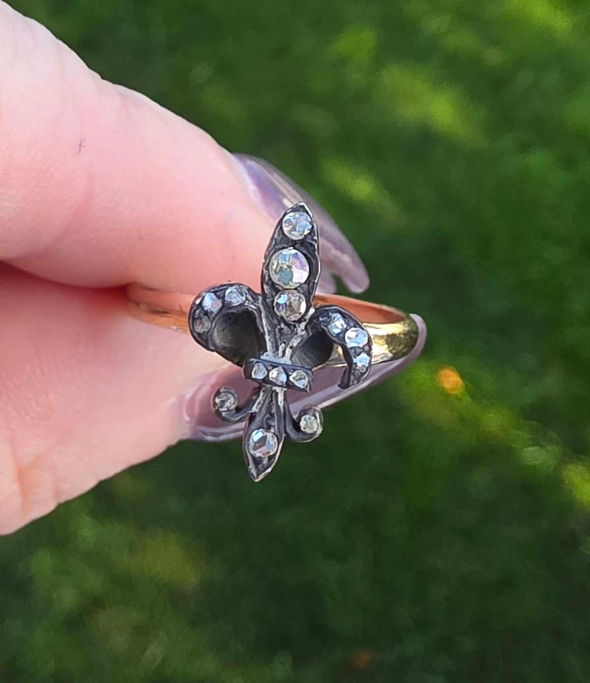 Antique 14K Gold & Silver Fleur-de-Lis Ring with Rose Cut Diamonds, Size 7
