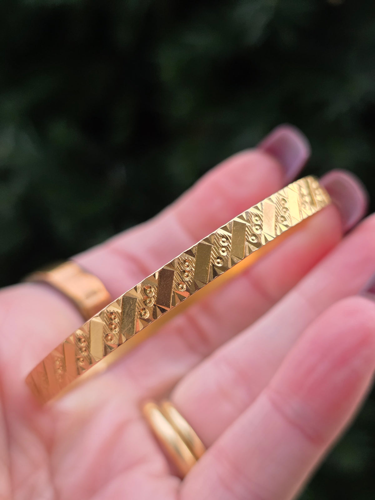 Vintage 14k Gold Patterned Bangle Bracelet - 6mm, 11.4 Grams