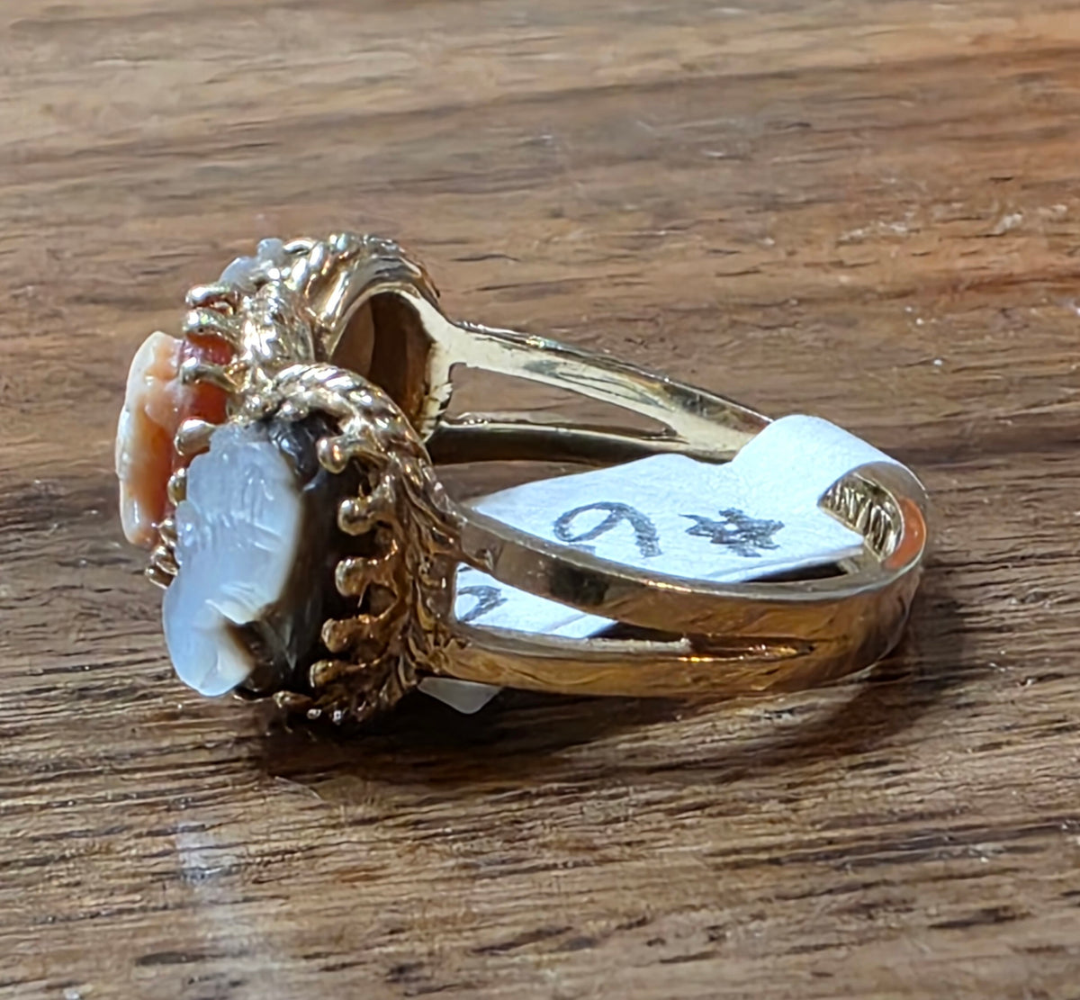 Vintage 14k Yellow Gold Triple Cameo Shell Ring, Size 6.75